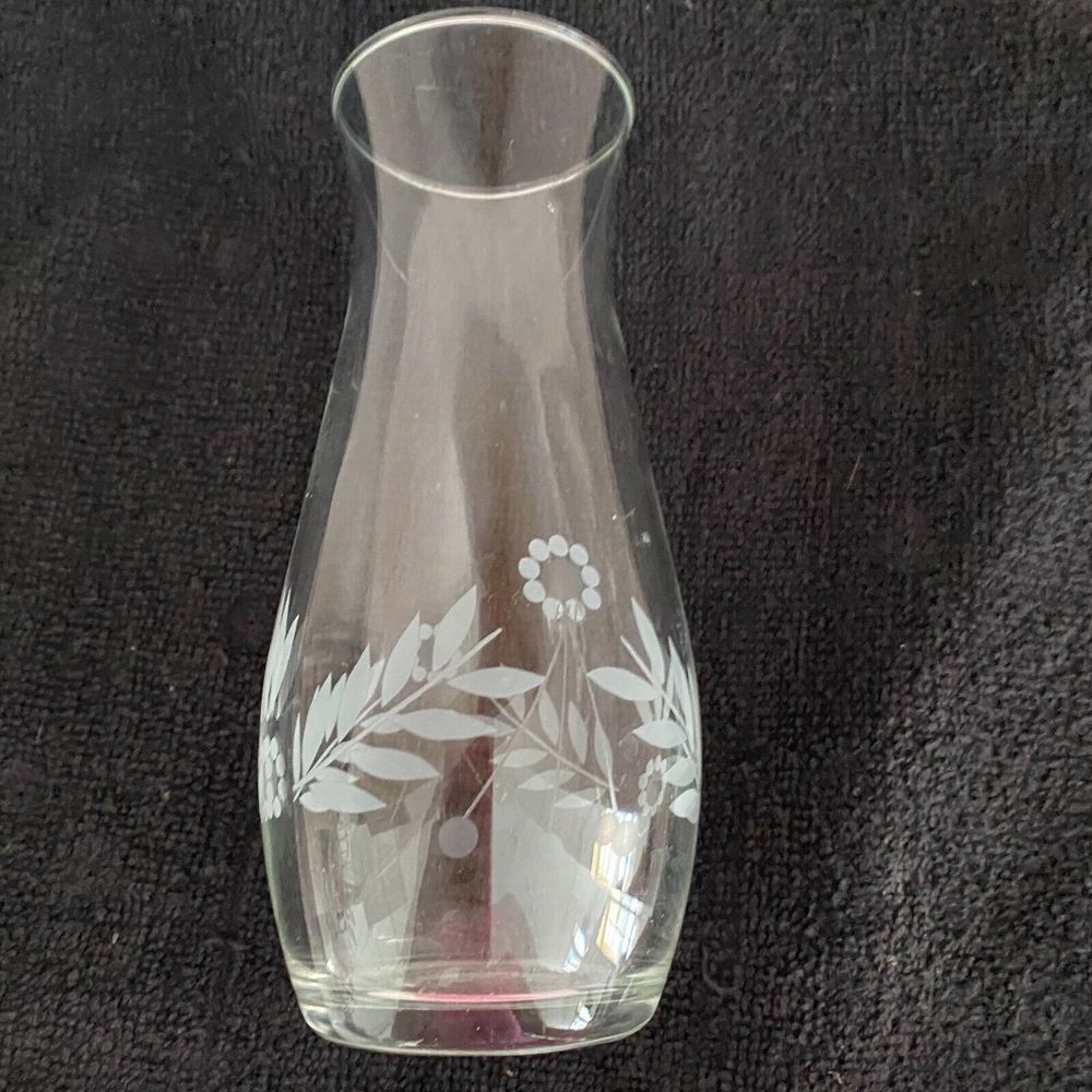 Cameo Crystal Hand Cut Etched 7" Vase Made In Turkey Botanical Design